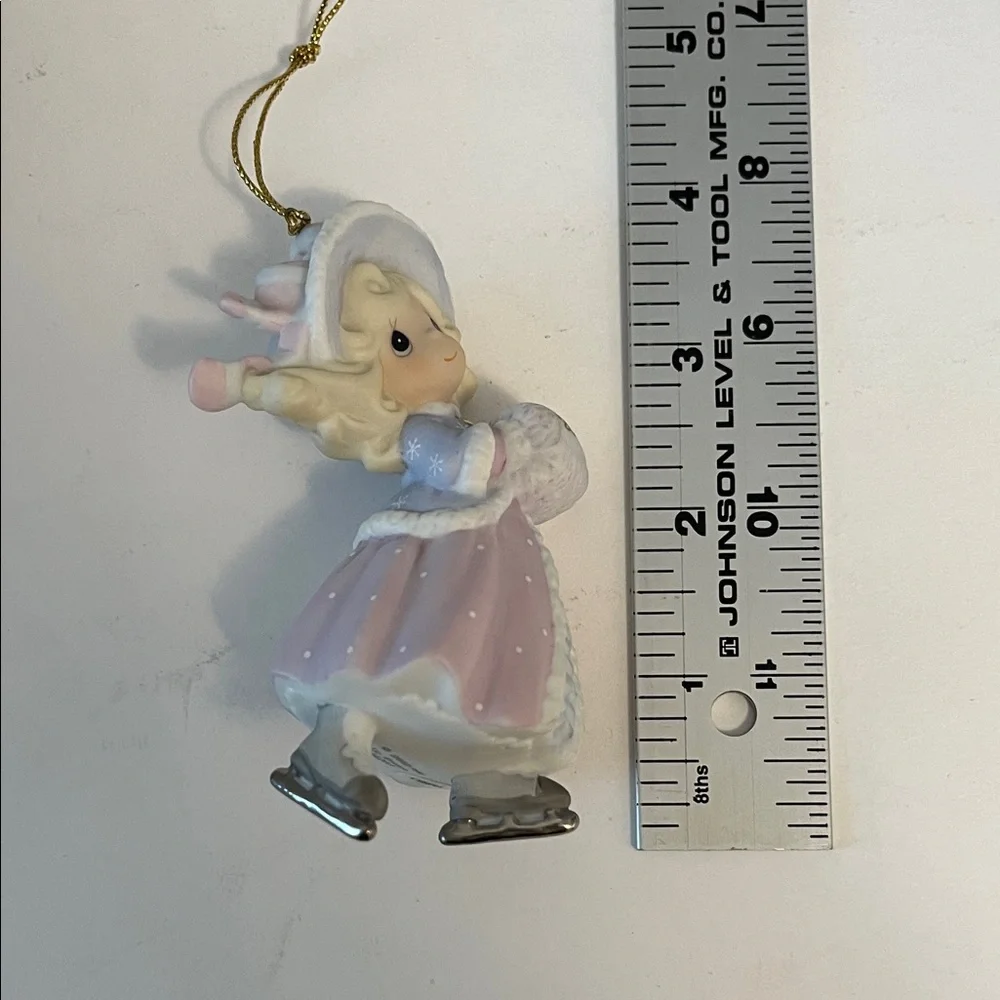 Precious Moments Ornament May Your Holiday Sparkle With Joy 2002 Girl Skating